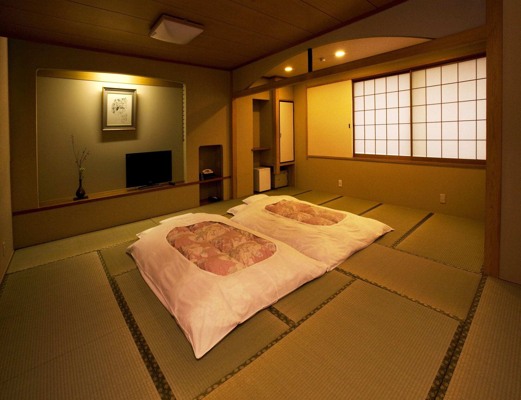 京都 旅館平新 エクステリア 写真
